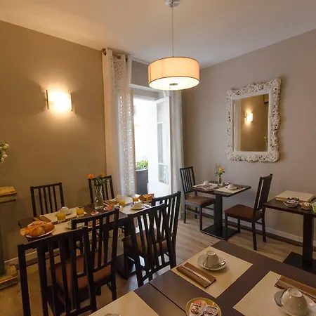 Hotell Carolina Cannes