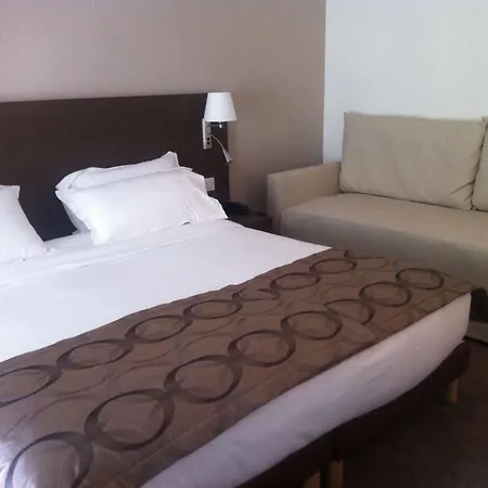 Carolina Hotell 2*