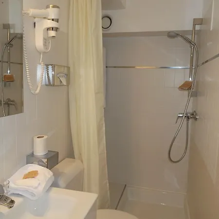 Otel Carolina